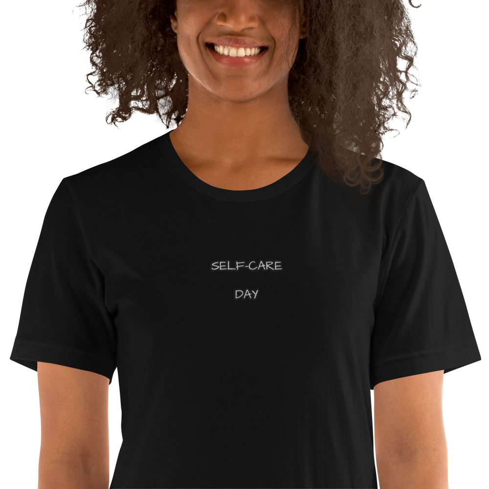 Notarat Unisex "self-care day" t-shirt